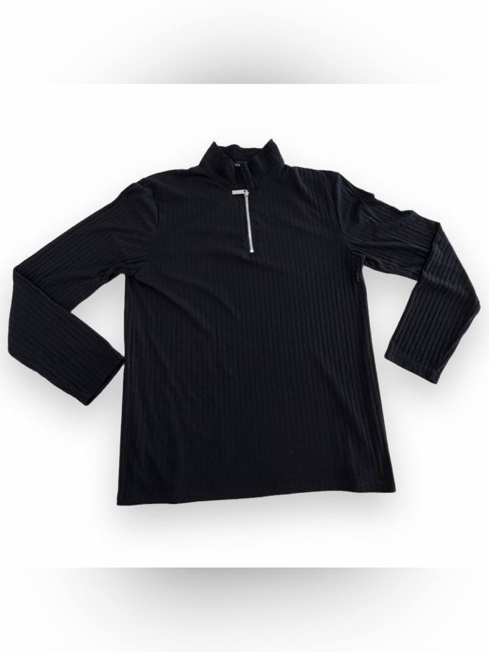 HHGKED Black Ribbed Quarter-Zip Pullover.